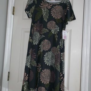 LulaRoe Carly - Size Medium NWT
